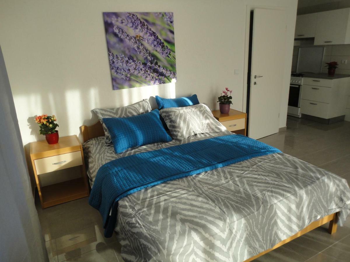 Paradise Apartments - Robinson Getaway Gdinj Екстериор снимка